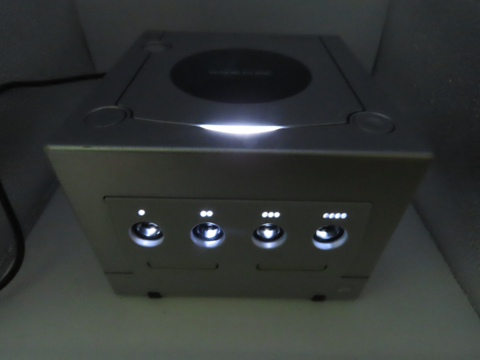 Nintendo GameCube WHITE LED Light Mod Modification Controller Port w/ new batt