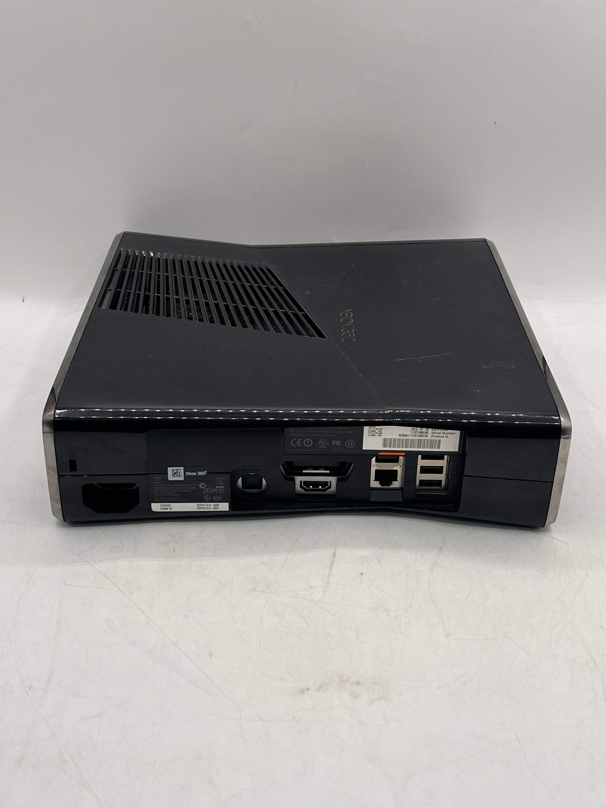 Microsoft Xbox 360 S (1439) 2010 250GB Black Video Game System