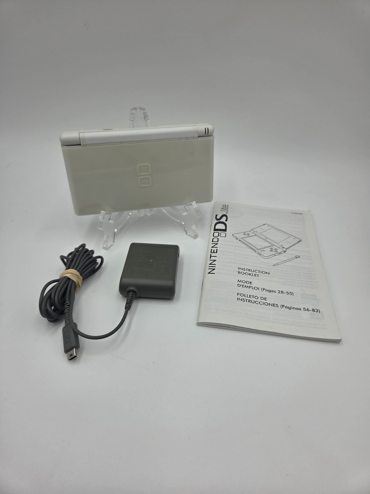 Polar White Nintendo DS Lite Console USG-001 with charger