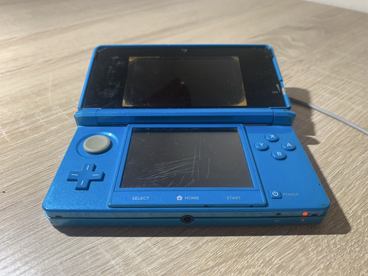 0677 Nintendo 3DS Light Blue For Parts 290g