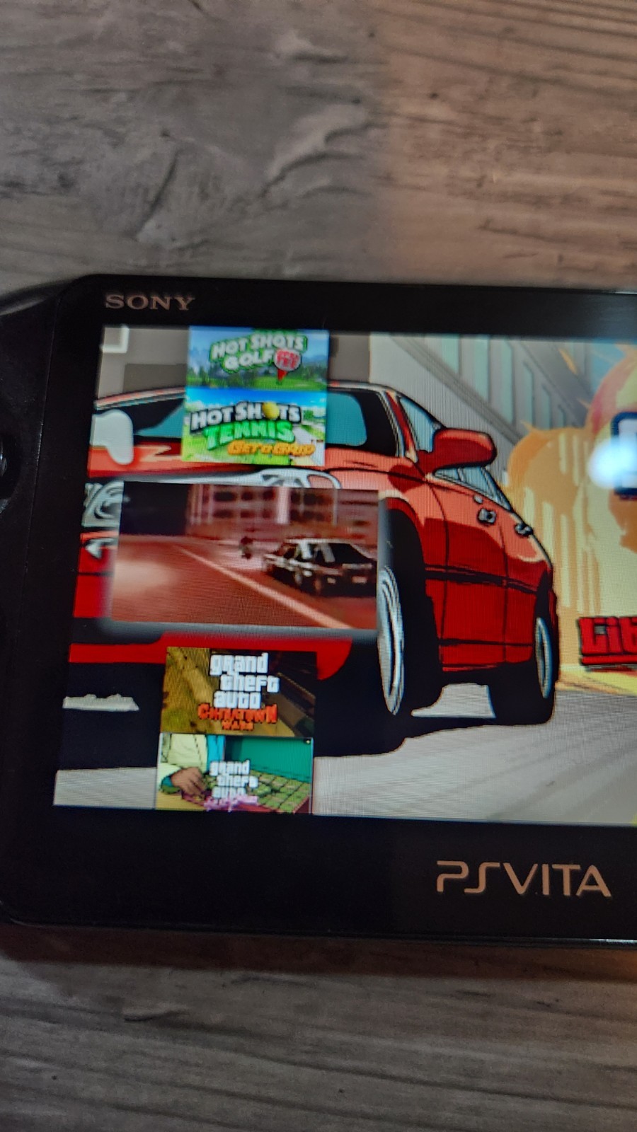 Sony Ps Vita 2001 Model Ready To Play With 256 Memory Card + Plus Charger Black