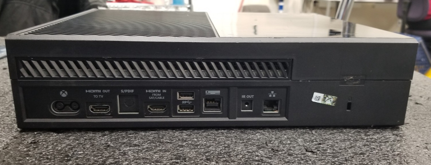 Microsoft Black Xbox One : 1540 : 500GB : Tested & Works