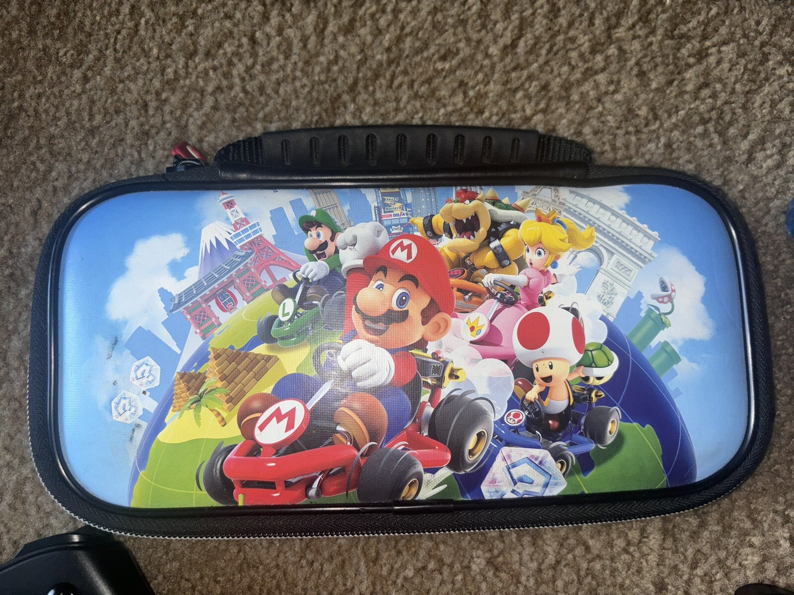 Nintendo Switch OLED Model – 64GB/White (HEGSKAAAA)
