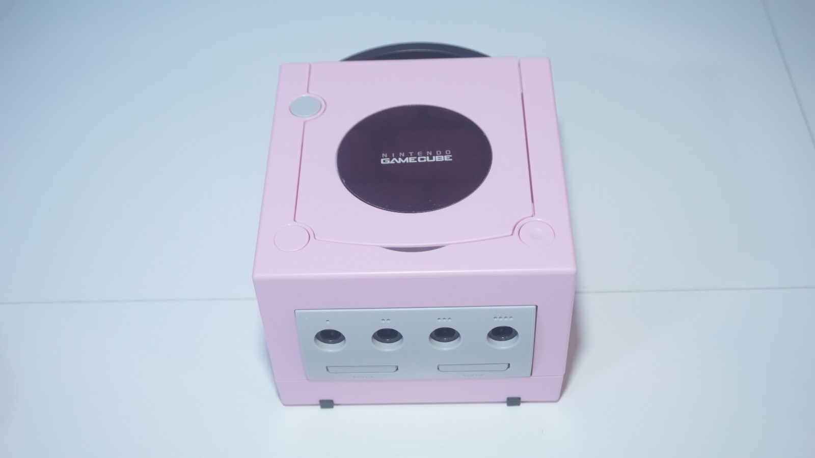 Pastel Pink Nintendo GameCube Console DOL-101 (USA) with Pink LED & Controller