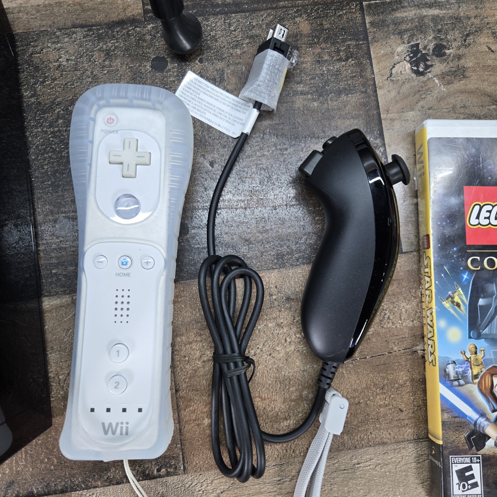 Nintendo Wii RVL-101 Black Bundle Controller, Cables, Fishing, Star Wars, Strike