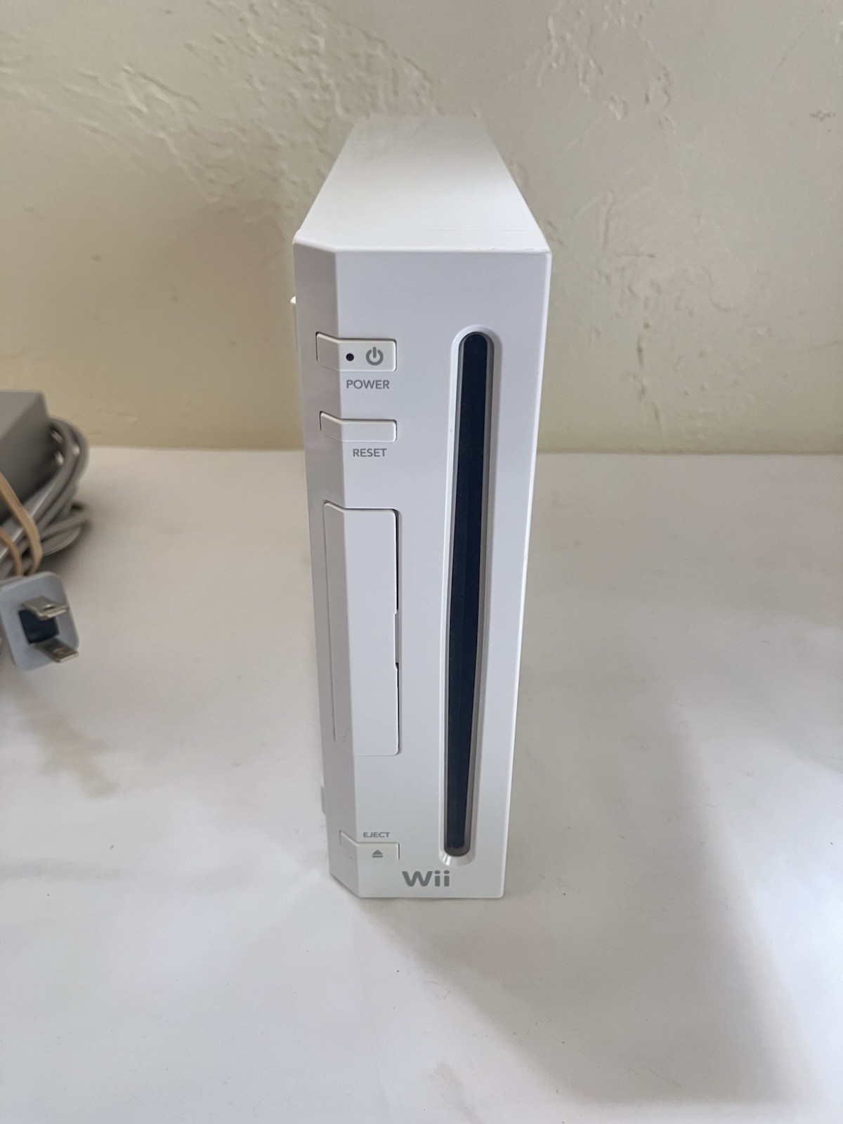 Nintendo Wii RVL-001 Console Bundle W/ Wii Sports, 3 Games & 4 Preloaded, +More!