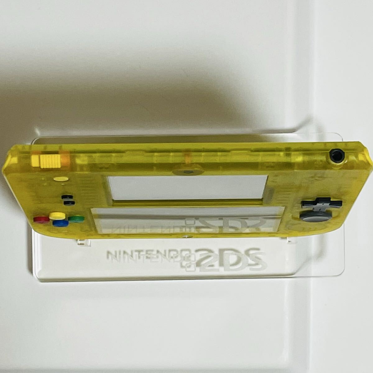 Nintendo 2DS Clear Yellow Pikachu Limited Edition Console w/Charger