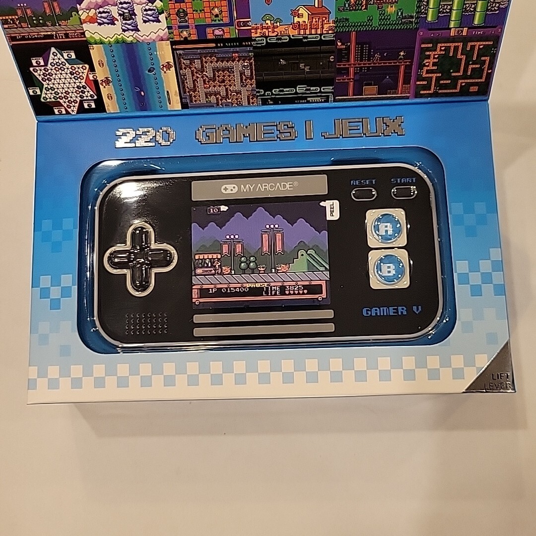 My Arcade GAMER V CLASSIC Pocket Portable Gaming System 220 Retro Games New