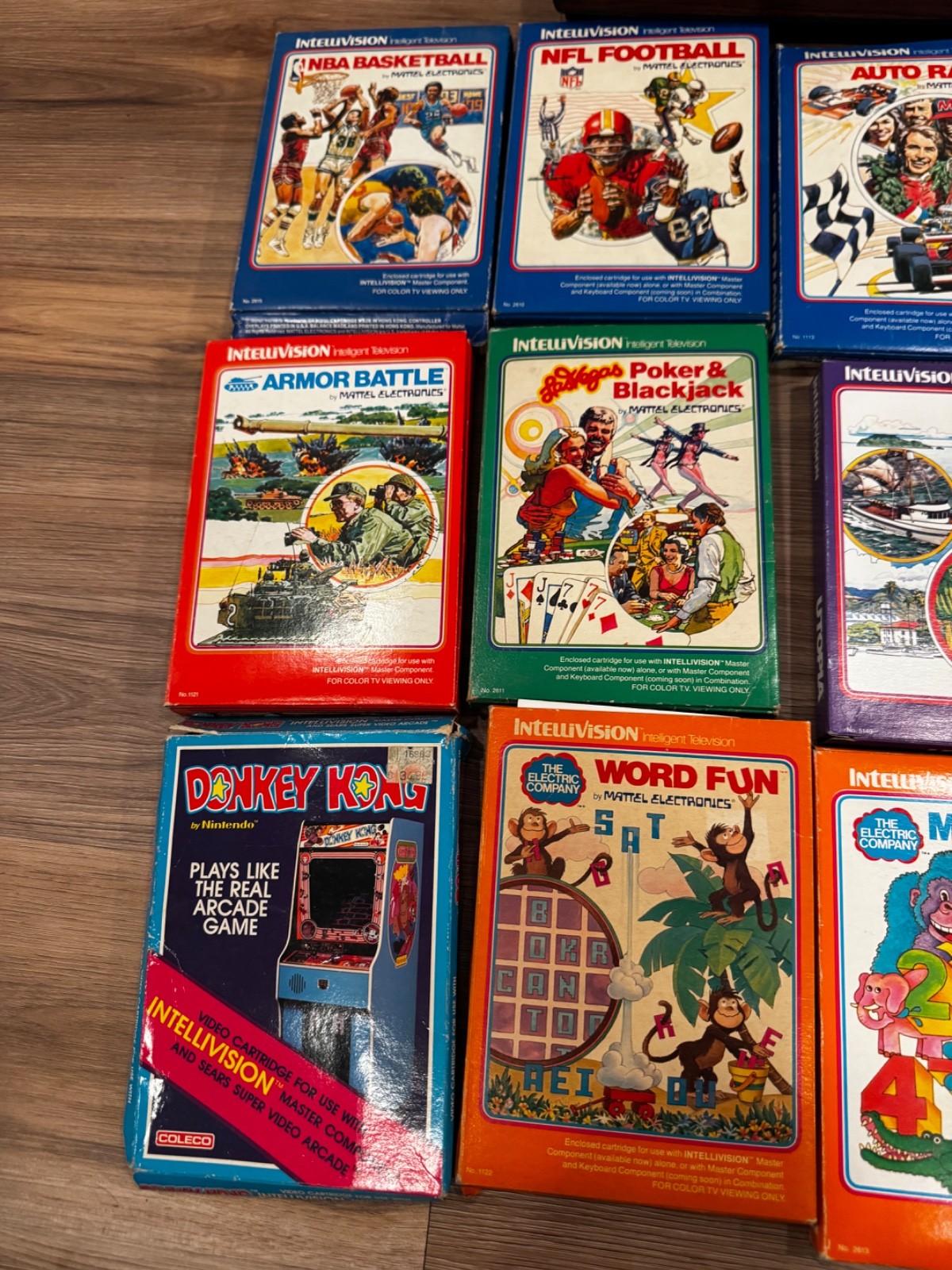 Intellivision Game Console Model 2609 A with 18 games