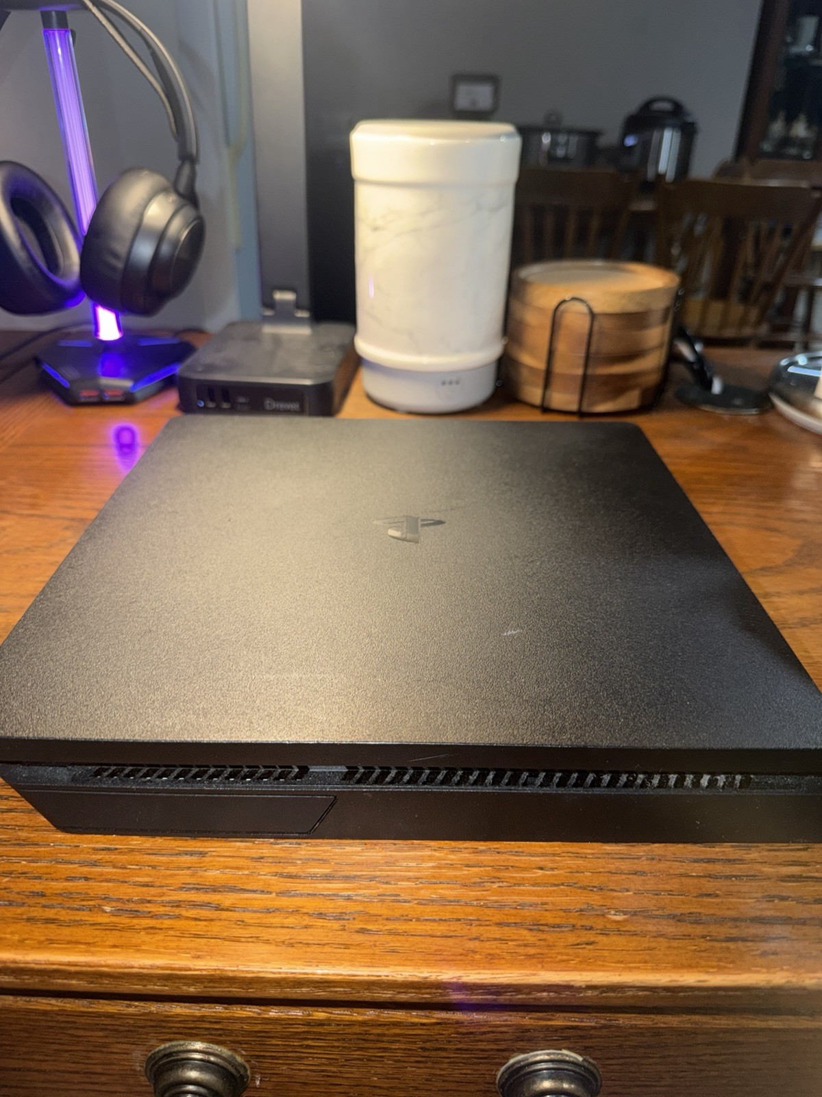 Sony PlayStation 4 Slim 500GB Black Console HDR 1080p HDMI Region Free￼
