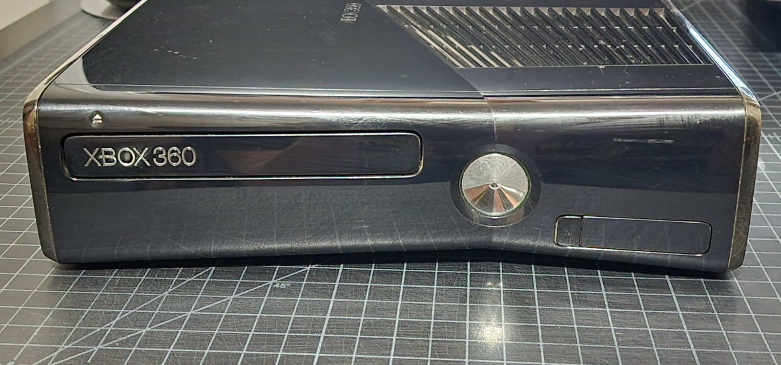 Microsoft Xbox 360 S 250GB Console – Black Model #1439 – Tested & Working