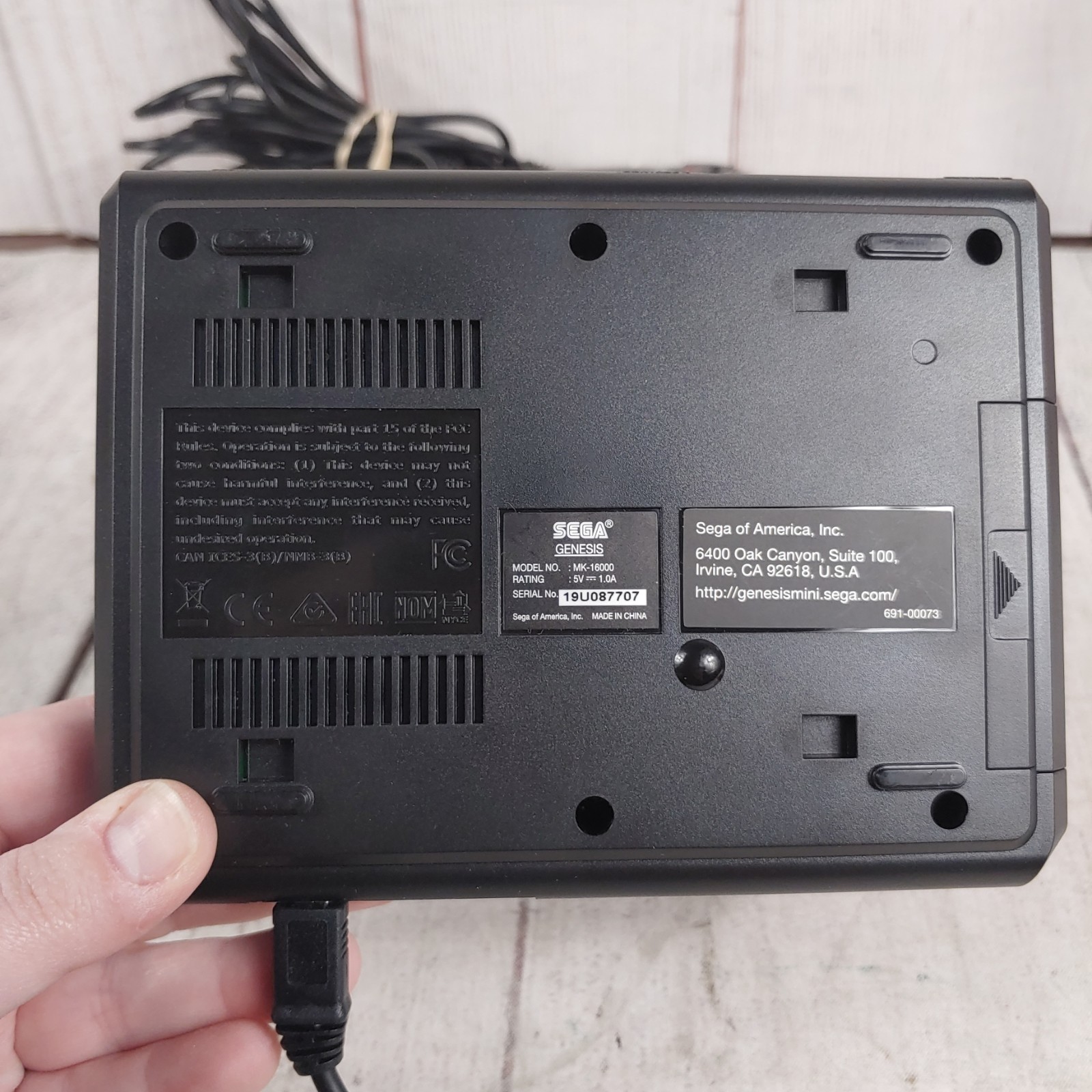 Sega Genesis Classic Mini Console (MK-16000) – 2 Controllers – Authentic TESTED