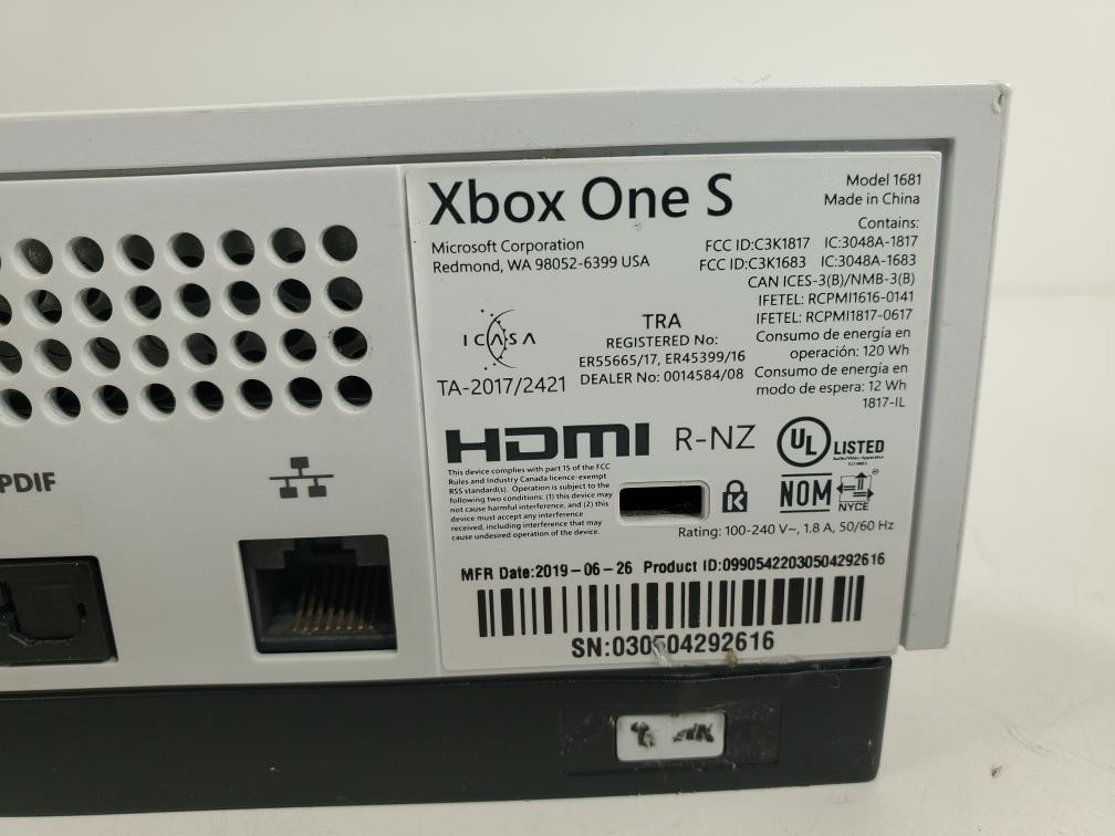 MICROSOFT XBOX ONE S – CONSOLE -1TB – 234-00001 (P25021623)