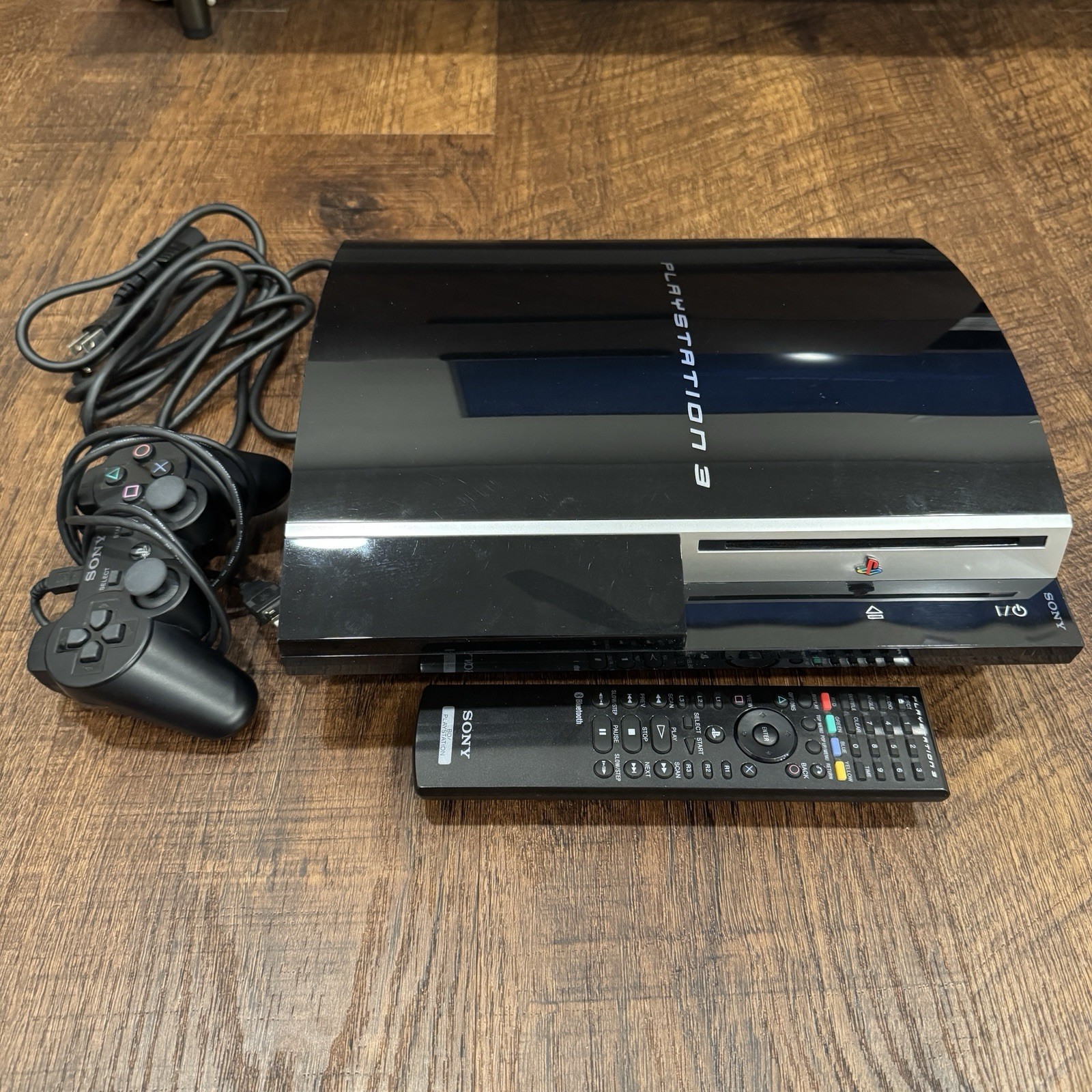 Sony PlayStation 3 40GB Home Console – Box Controller Remote All Working – Black