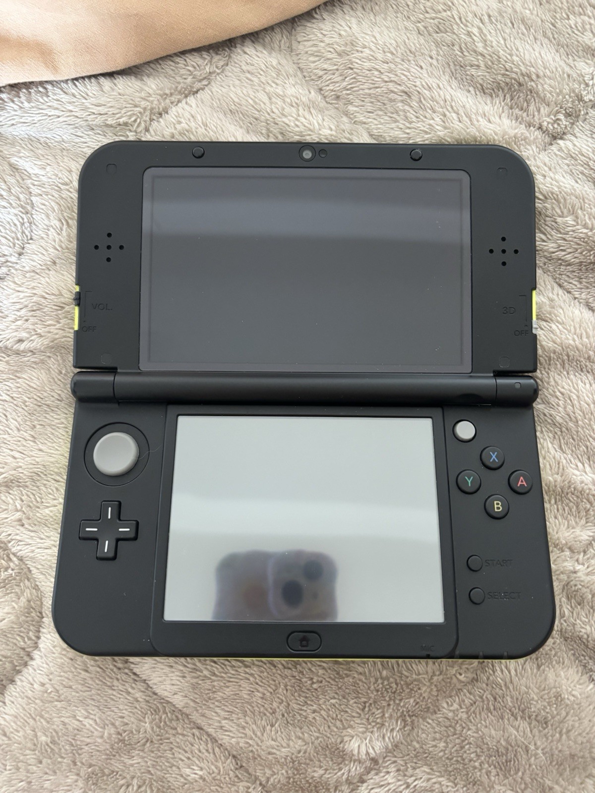 Nintendo New 3DS LL XL Lime Black Console Tested Working Charger Japanese