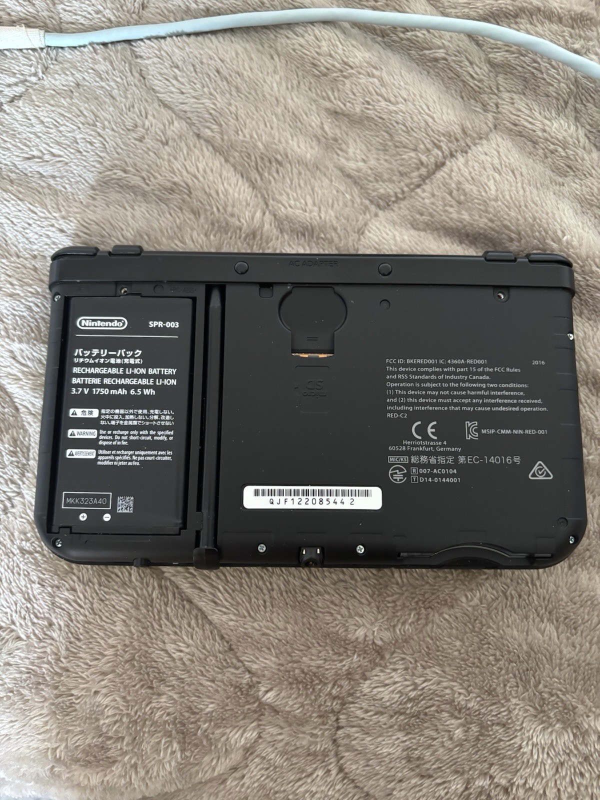 Nintendo New 3DS LL XL Lime Black Console Tested Working Charger Japanese