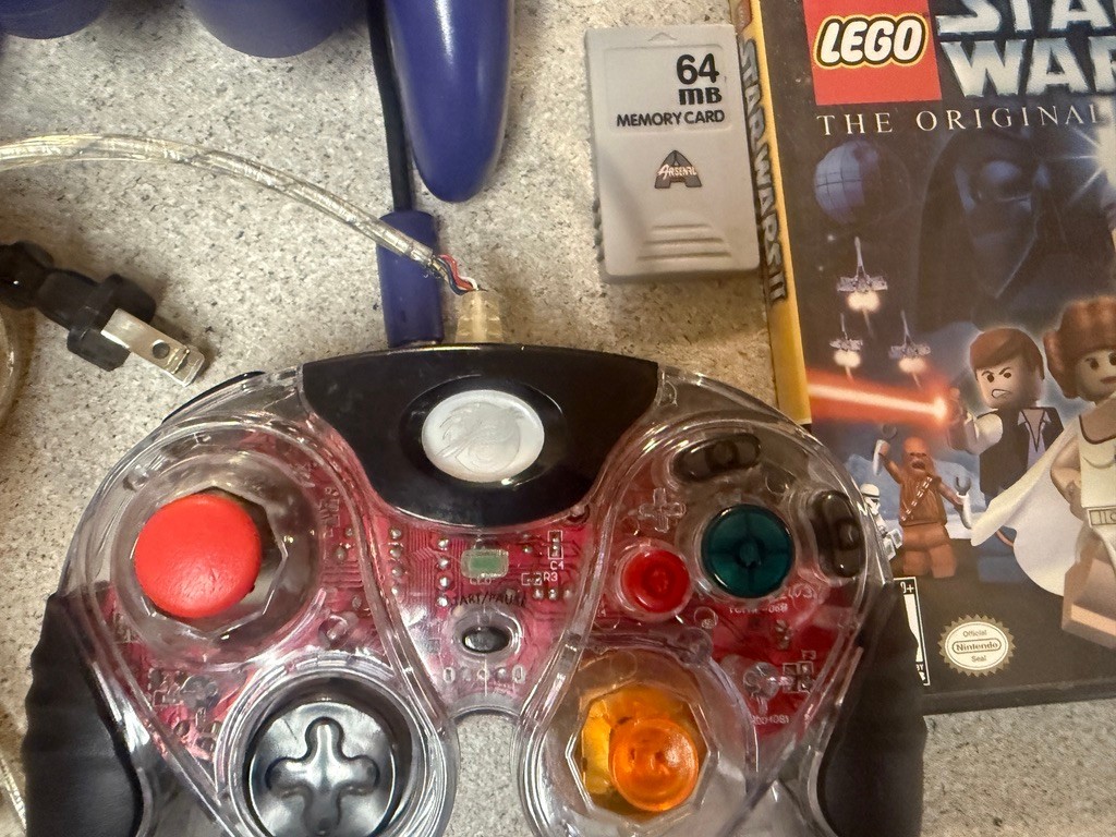 Indigo DOL-001 Gamecube W/ Region Switch? w/ 4 Games