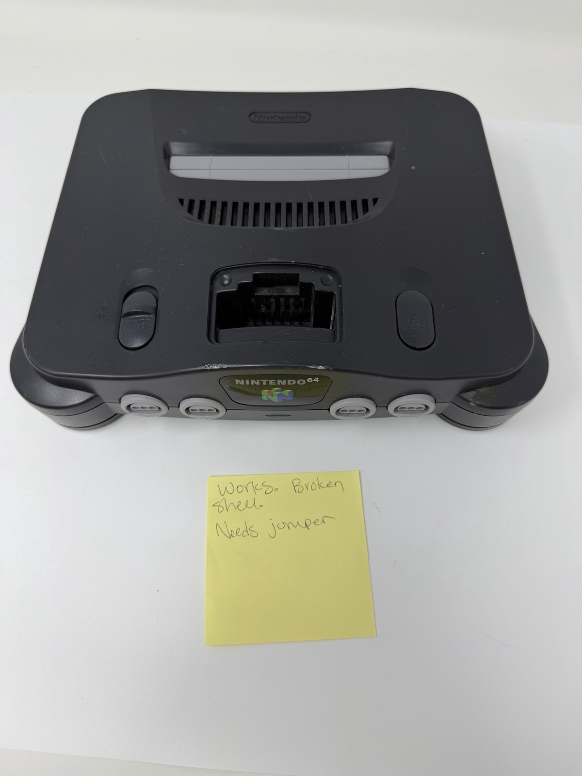 Nintendo 64 N64 Video Game Console Control Deck Only NUS-001 Powers On For Parts