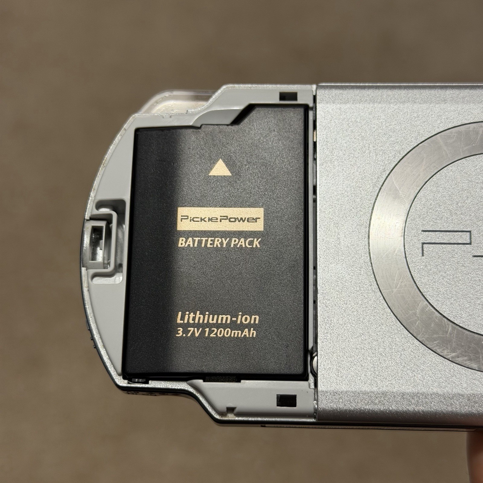 Sony PlayStation Portable Silver PSP-2001 w/ Memory Card and Game [TESTED/WORKS]