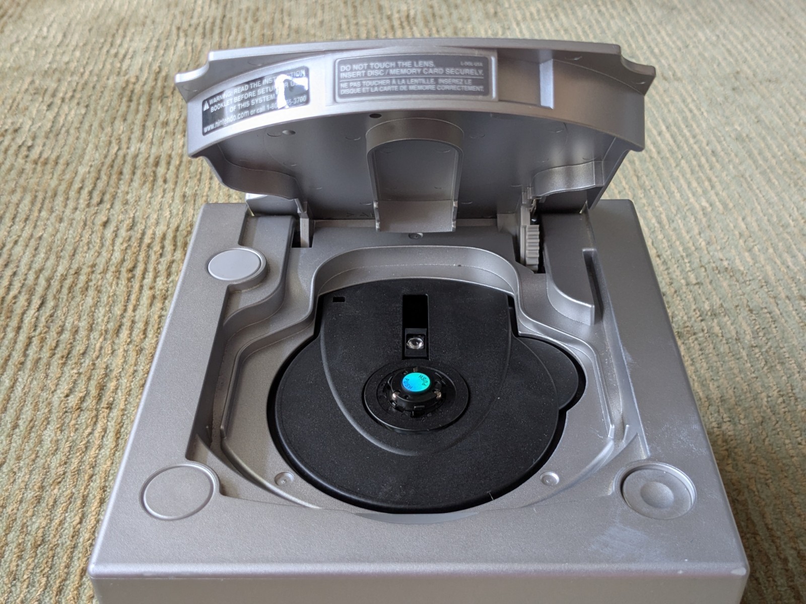Nintendo Gamecube Platinum Silver Console Only NO WIRES DOL-101 TESTED WORKING