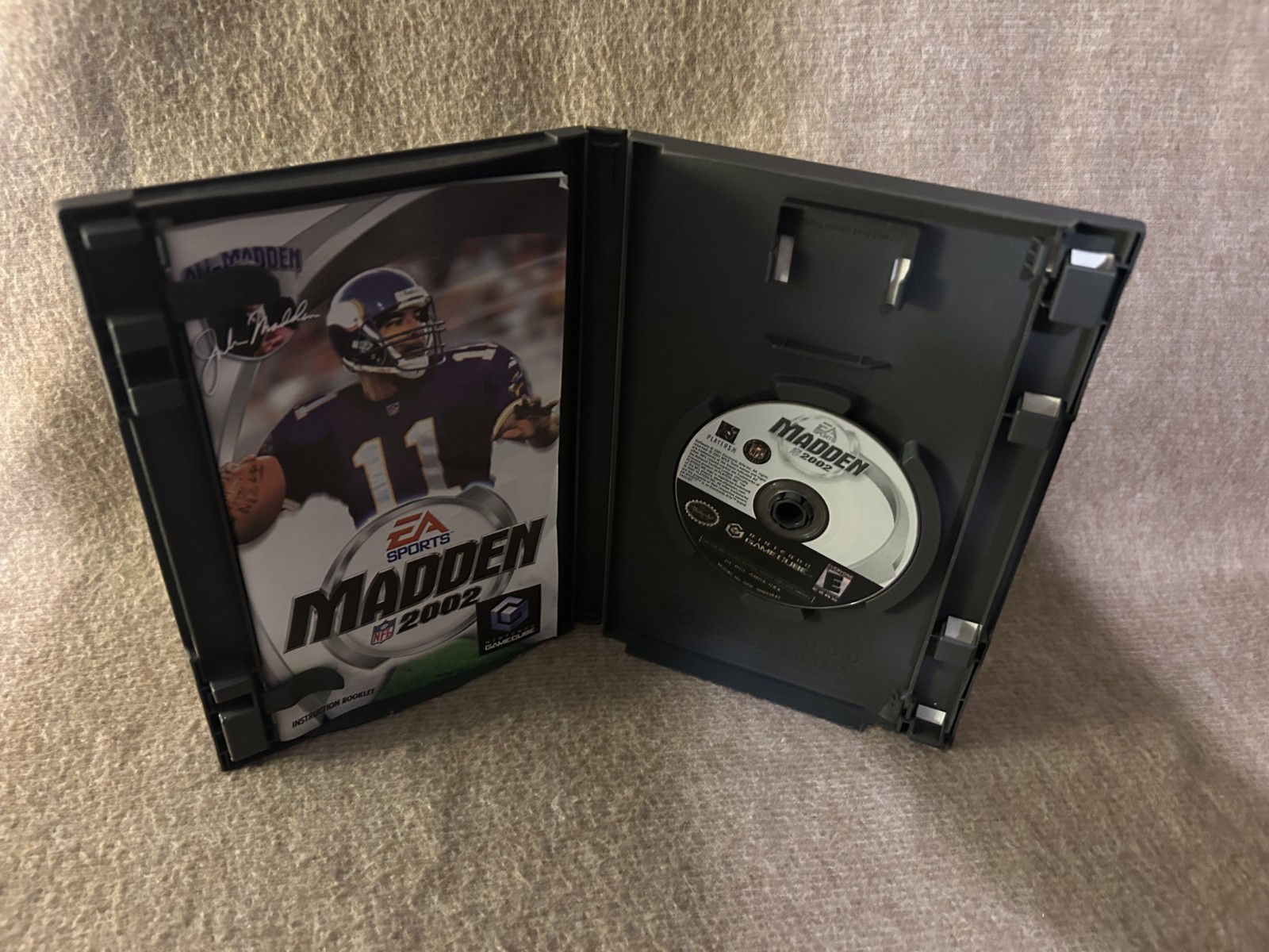 Gamecube Console Black plus controller, cords, and 3 games – TESTED WORKS