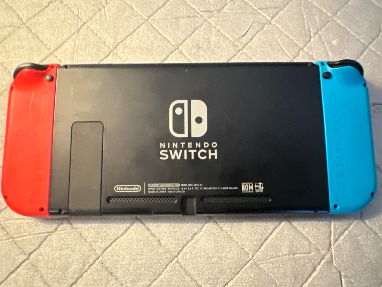 Nintendo Switch with Neon Blue and Neon Red Joy-Con (HAC-001-01) [Console Only]