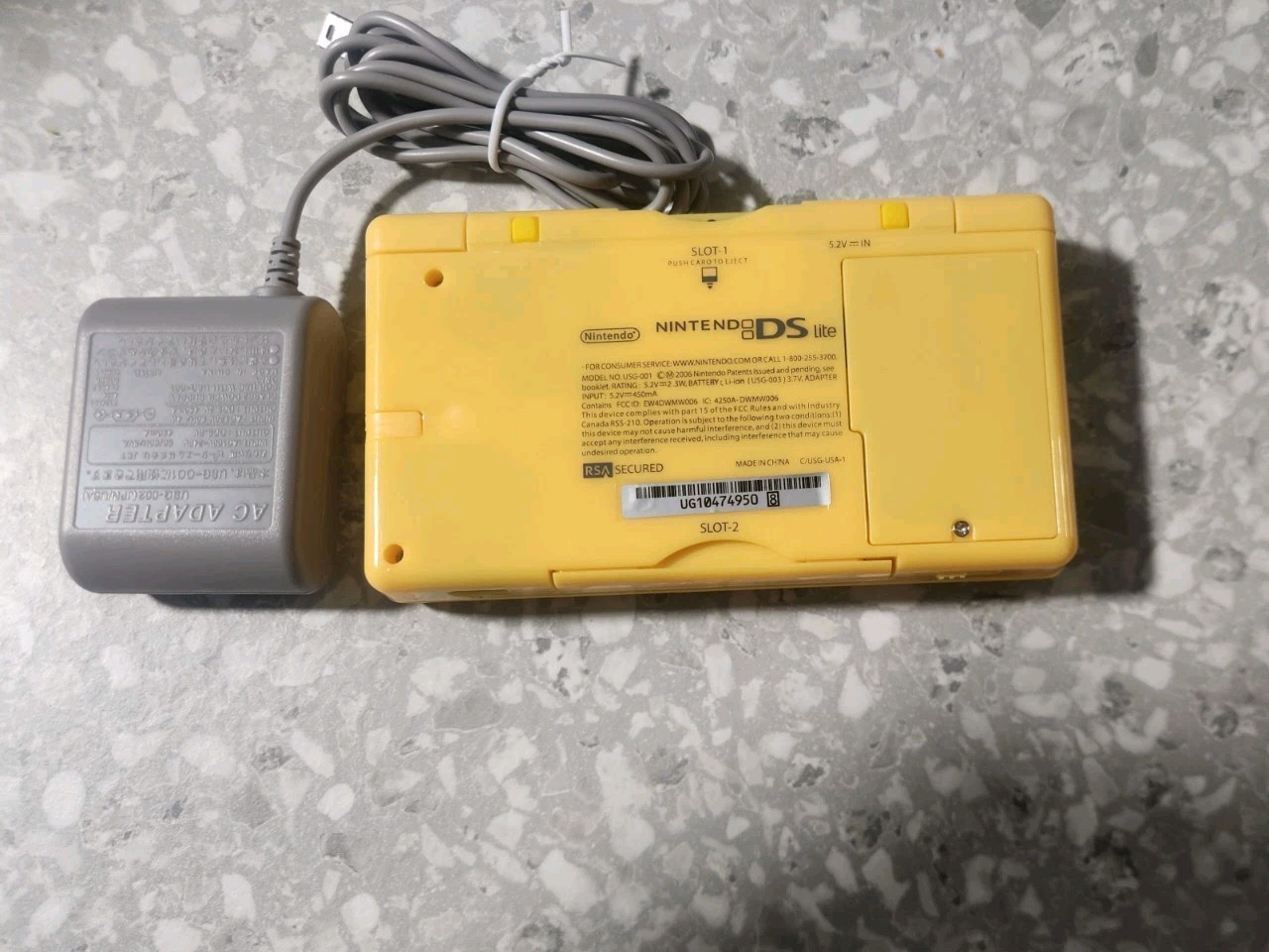 Nintendo DS Lite Pokémon Edition 4MB Yellow Handheld System 2