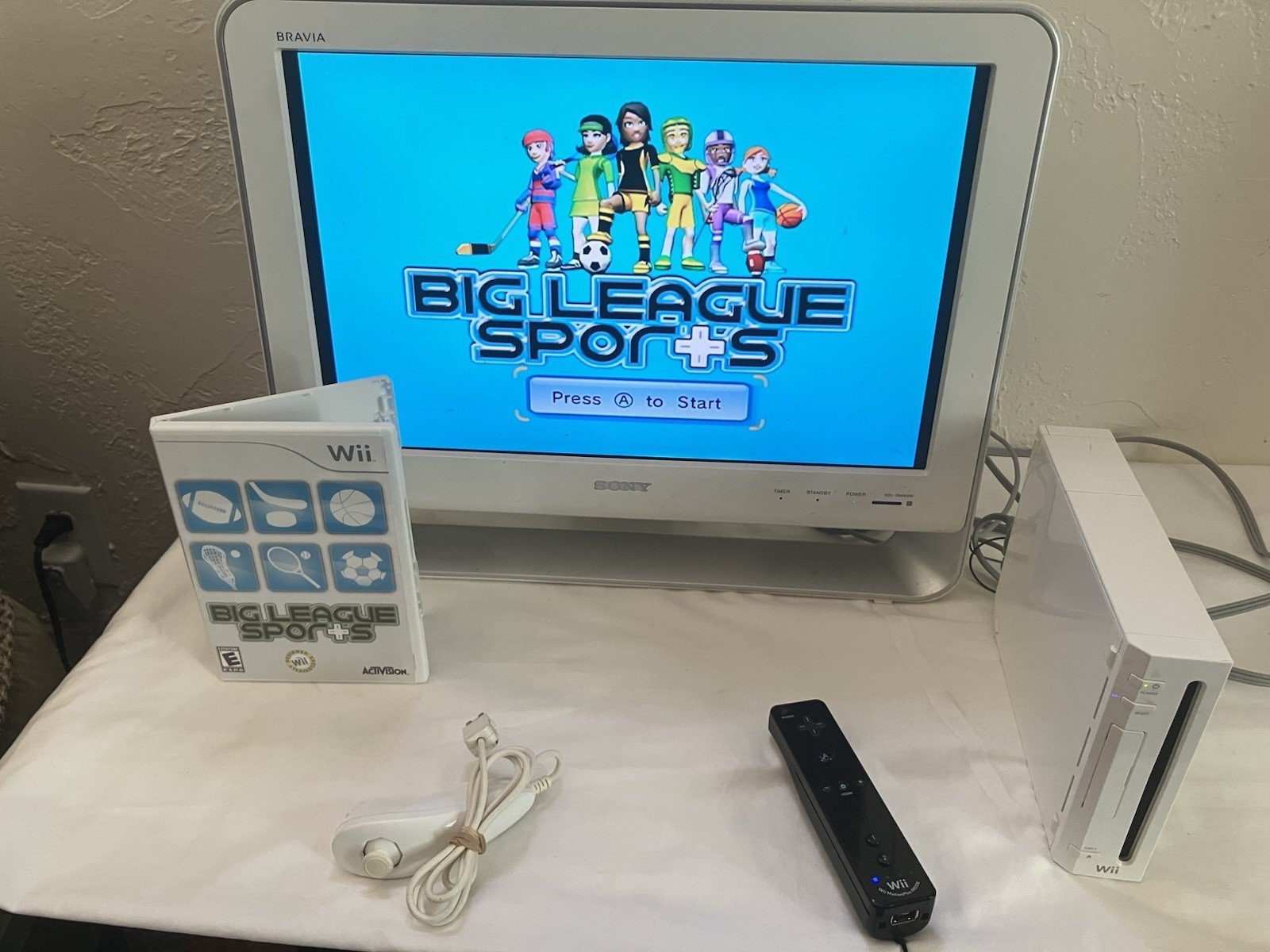 Nintendo Wii RVL-001 Console Bundle W/ Wii Sports, 3 Games & 4 Preloaded, +More!