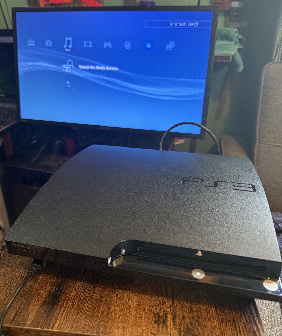 Sony PS3 Slim 250GB CECH-2001B Bundle 2 Controllers 5 Games
