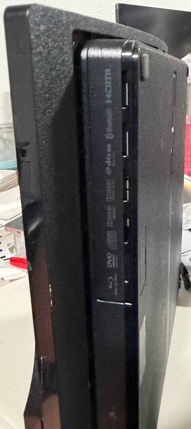 Sony PlayStation 3 – Slim 320GB Black Console