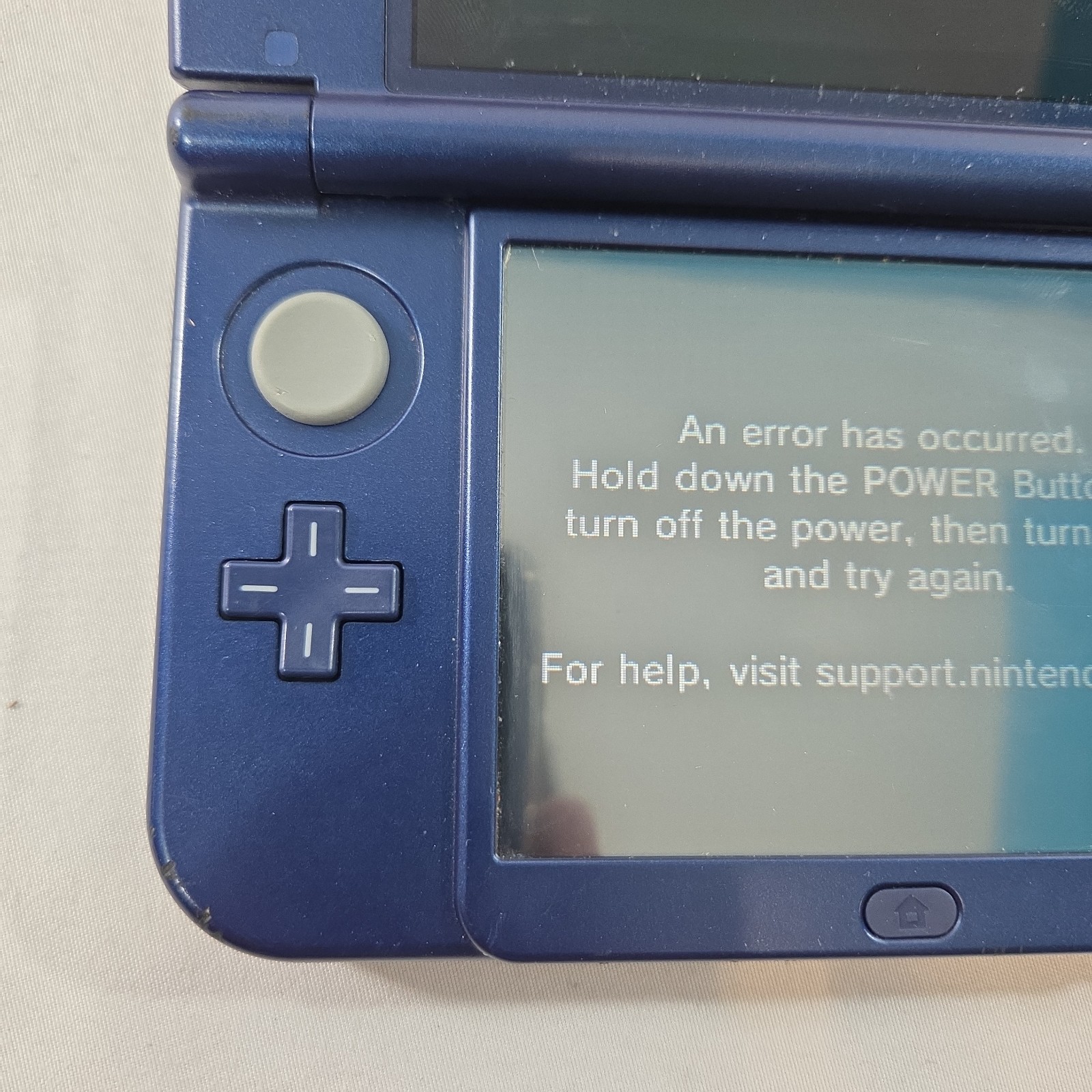 Nintendo 3DS XL Galaxy Edition Handheld System FOR PARTS OR REPAIR ONLY READ