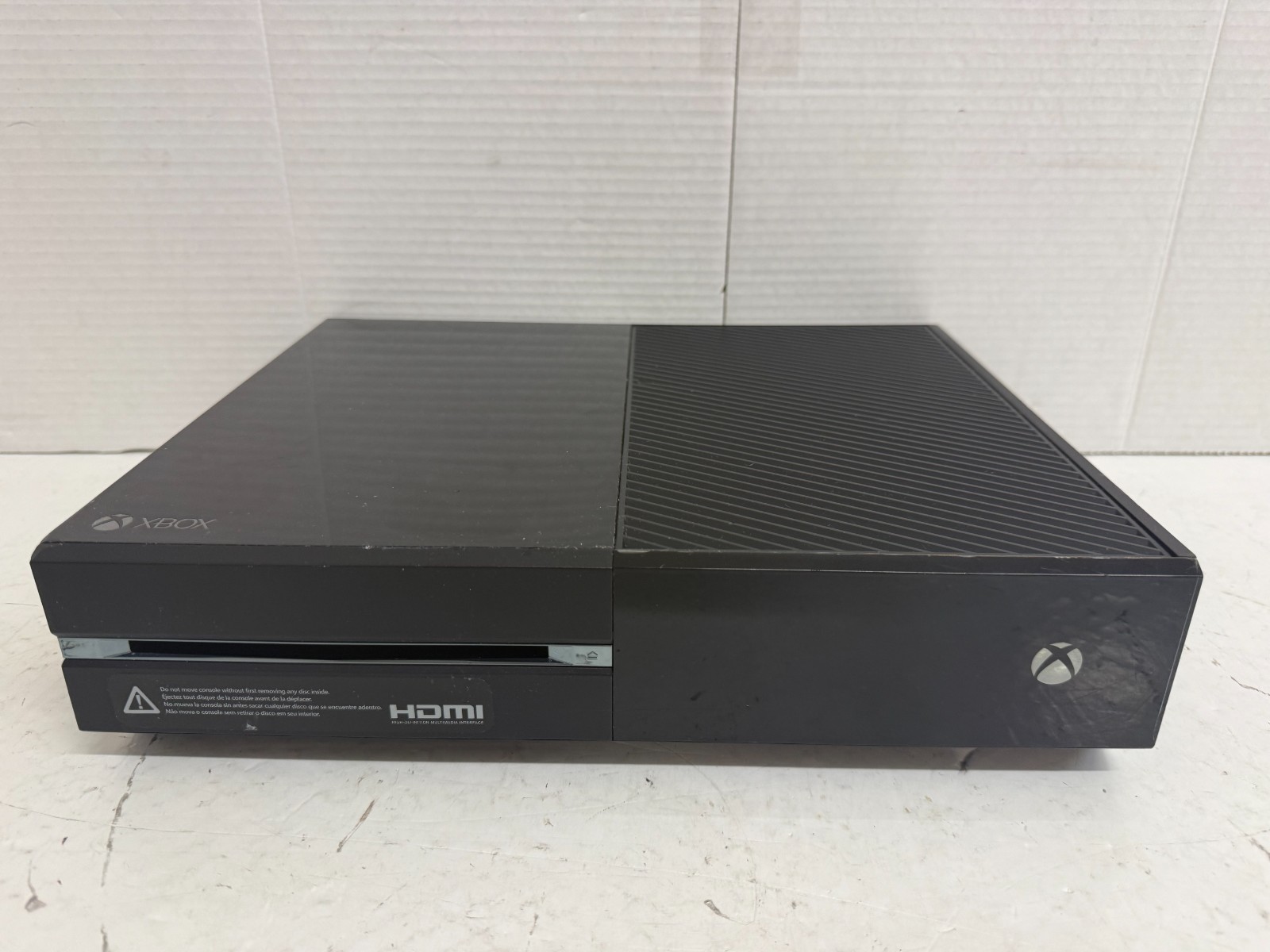 Microsoft Xbox One 500GB Console + Controller Only – Sync Button Broken – #XB3