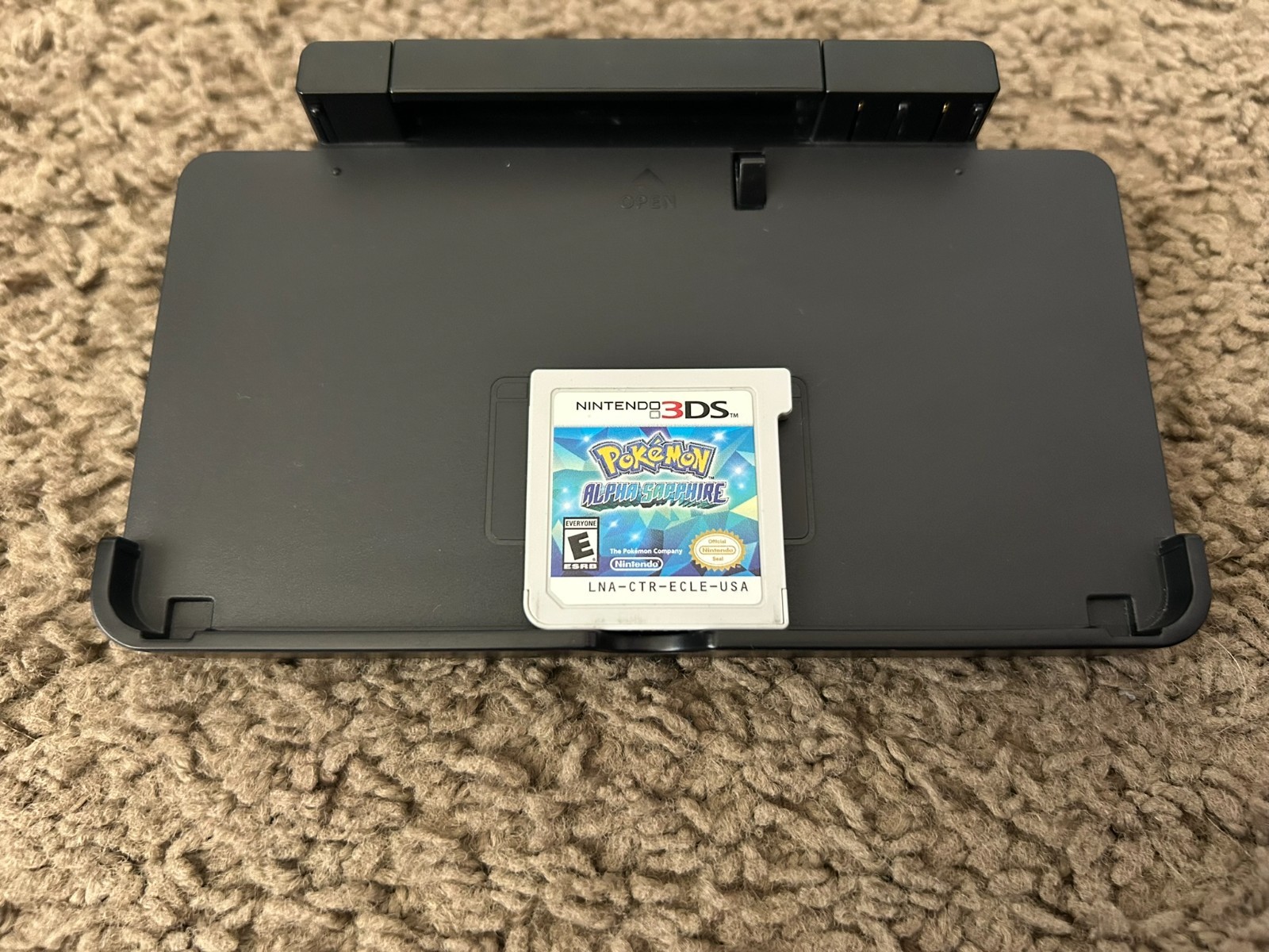 Nintendo 3DS Handheld System Aqua Blue + Pokemon: Alpha Sapphire bundle lot