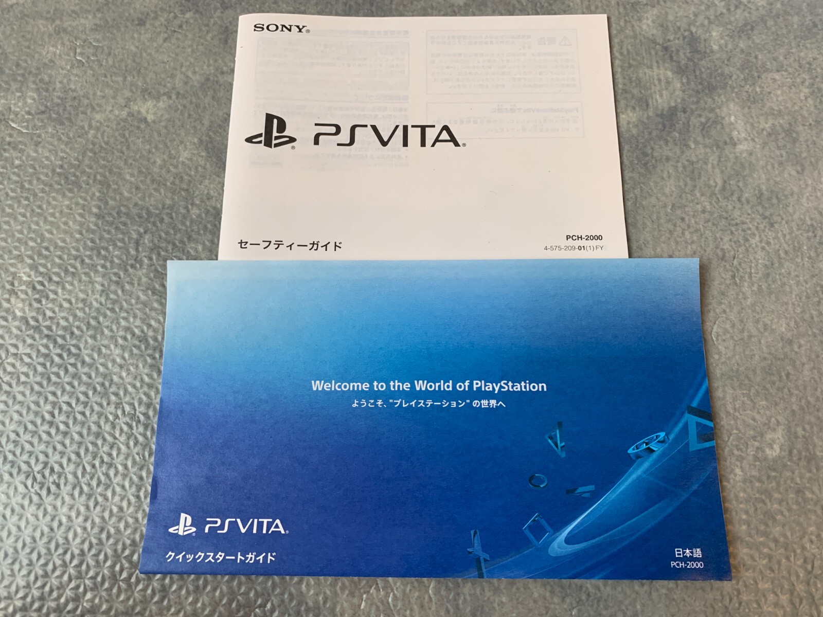 SONY PlayStation PS Vita PCH-2000 ZA11 Black Wi-Fi model Japan Exc