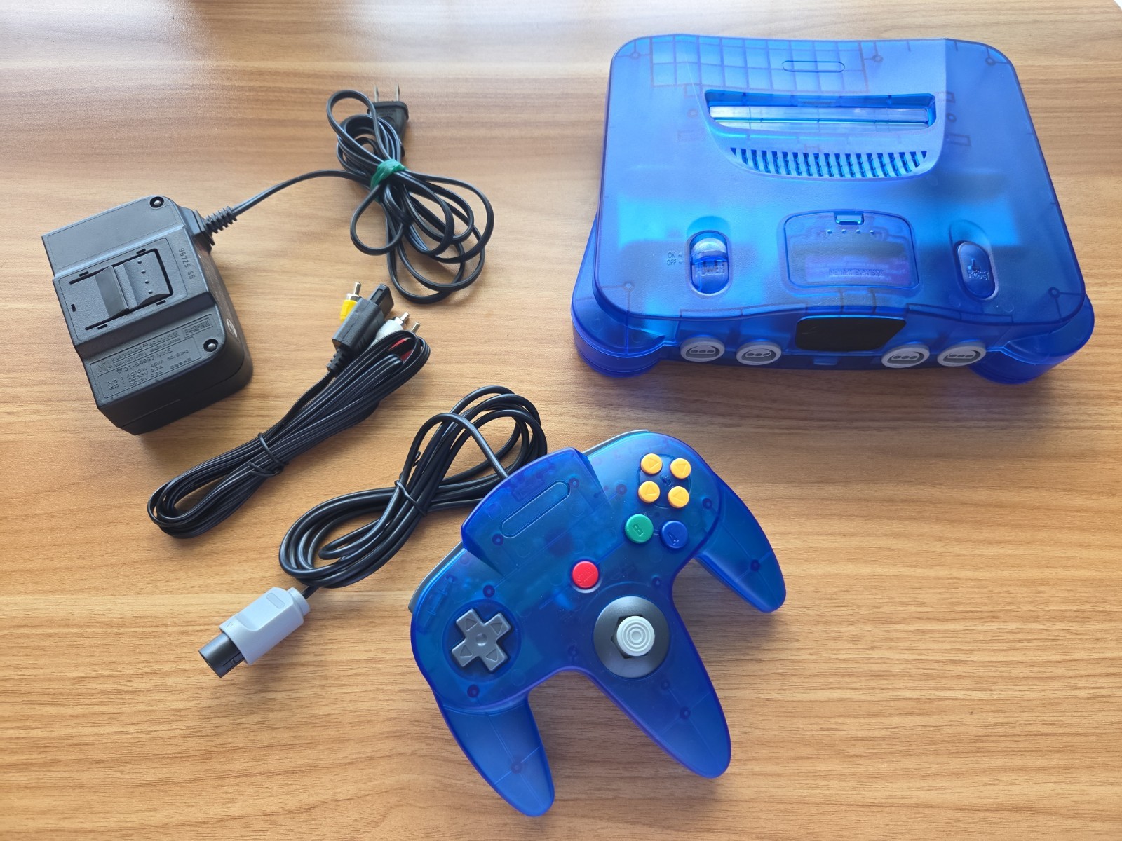 N64 Nintendo 64 clear Blue Funtastic Console Re-Shelled Region Free