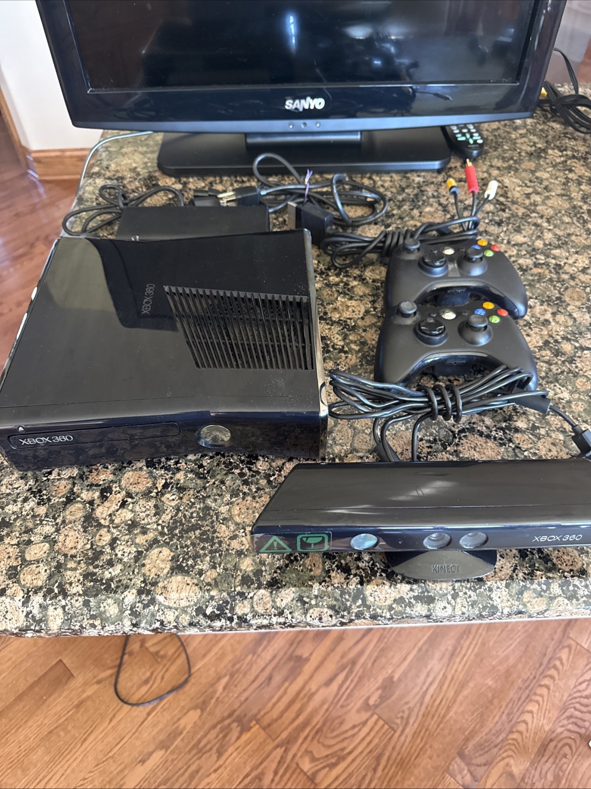 Xbox 360 Bundle – Kinect, 2 Controllers, Cables, Excellent Condition (no games)
