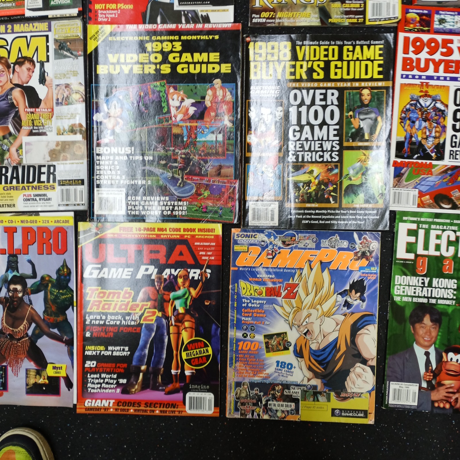 30+ Vintage 1990’s Video Game Console Magazine Lot PSM, EGM, Dreamcast, Nintendo