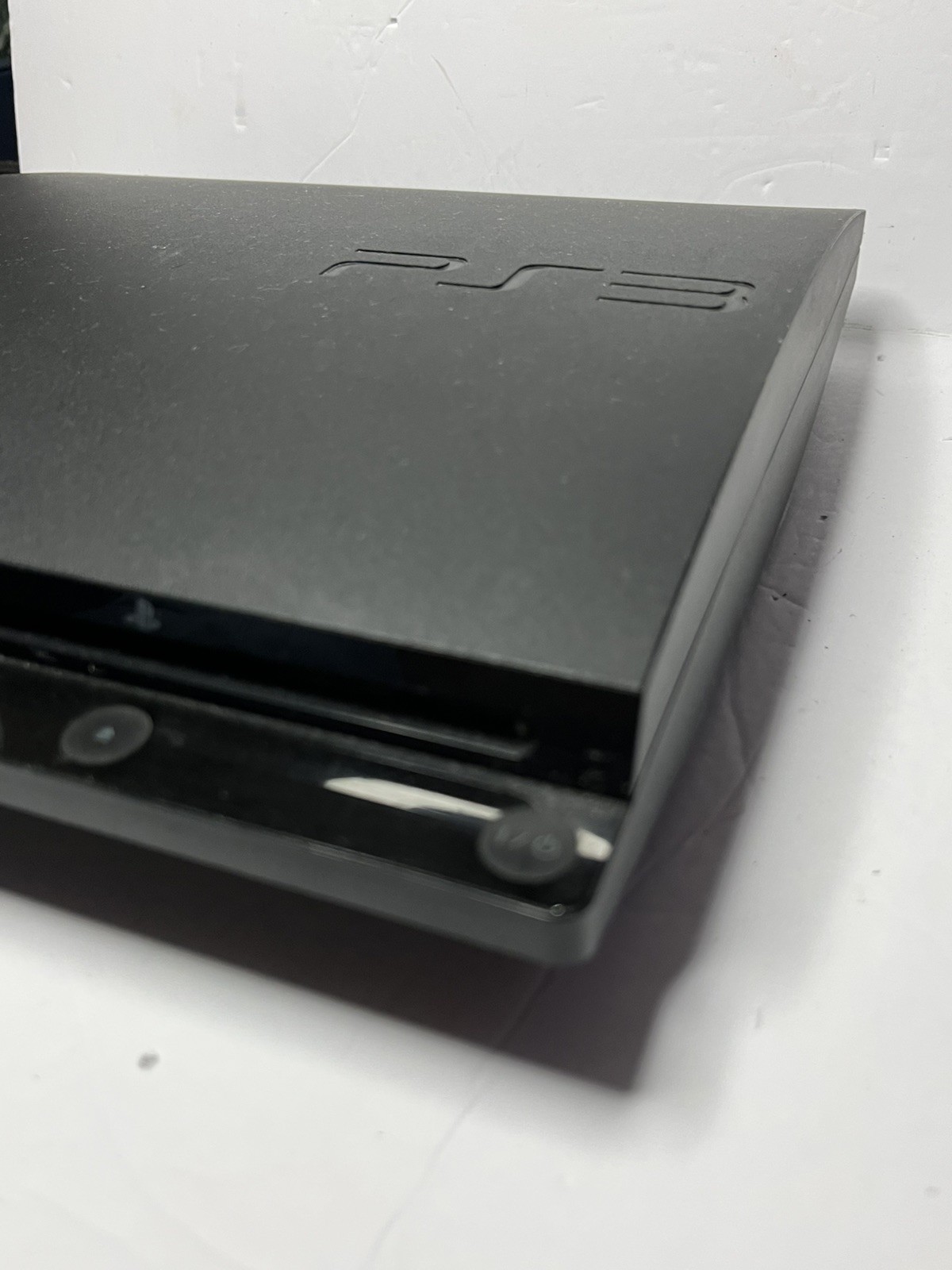 Sony PlayStation PS3 Slim Console CECH-3001A + Controller 150 GB And Game