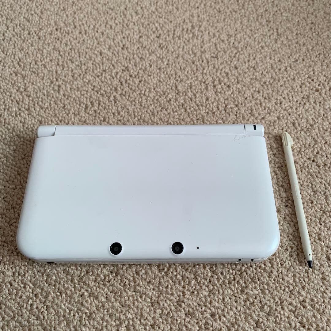 Nintendo 3DS LL Portable Video Game Console White From Japn Tested