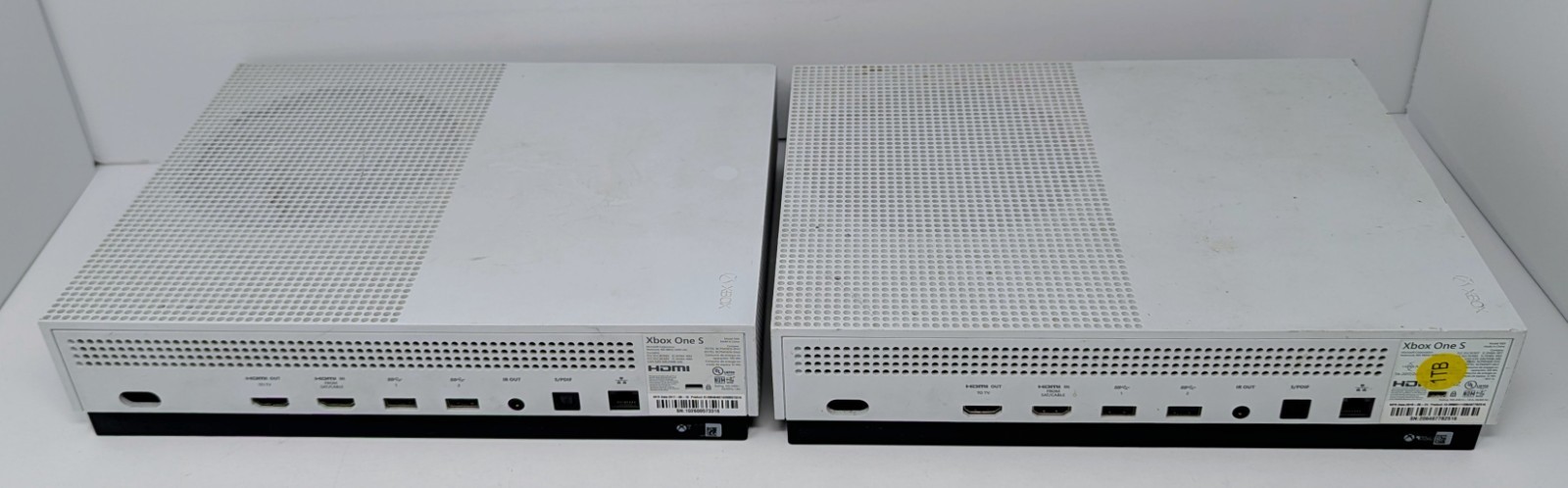Two Xbox One S White Consoles X2 – Both Power On – For Parts Or Repair