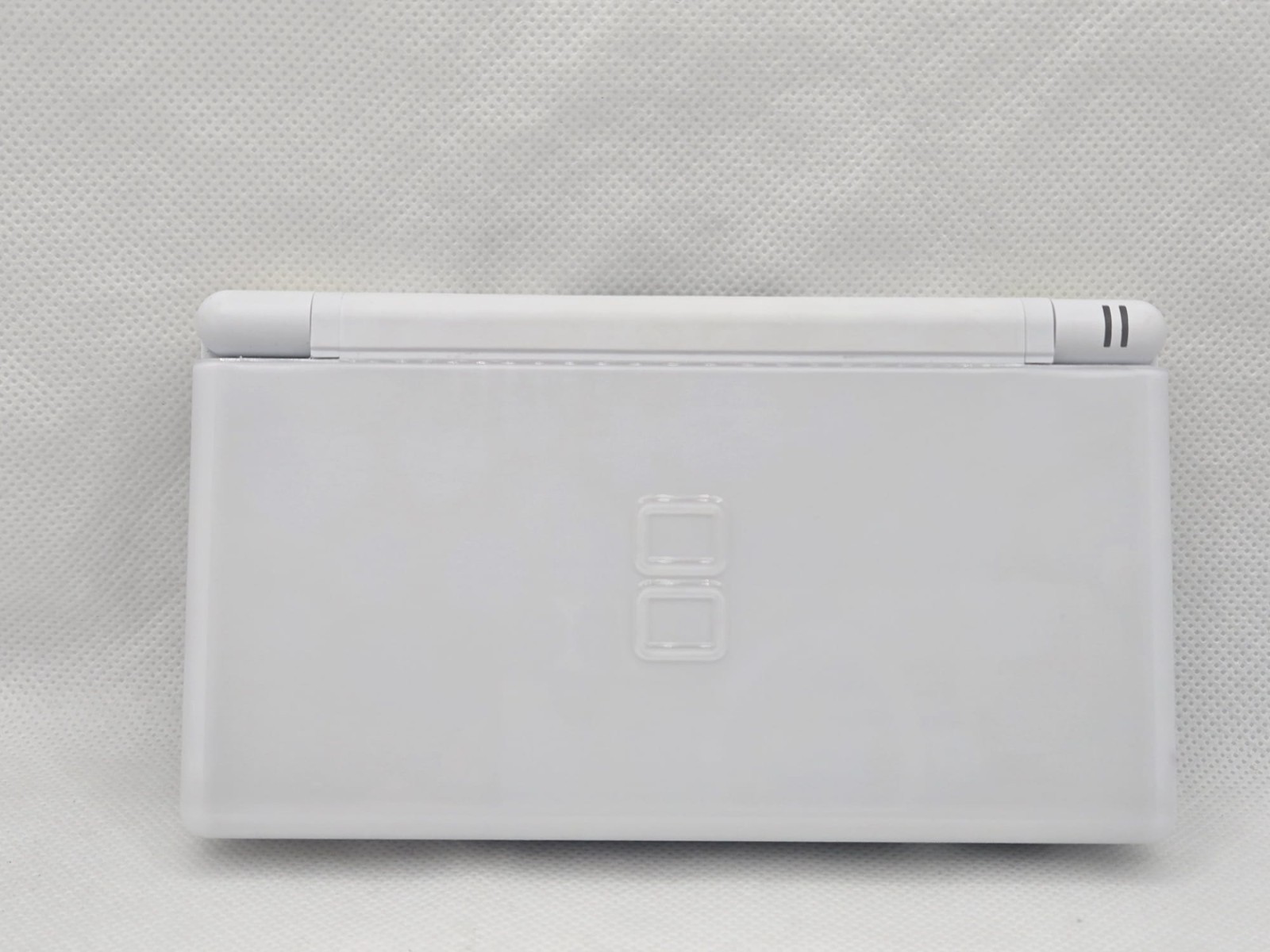 Nintendo DS Lite White USG-003 Console + Charger + 2 Stylus + Crash Nitro Kart