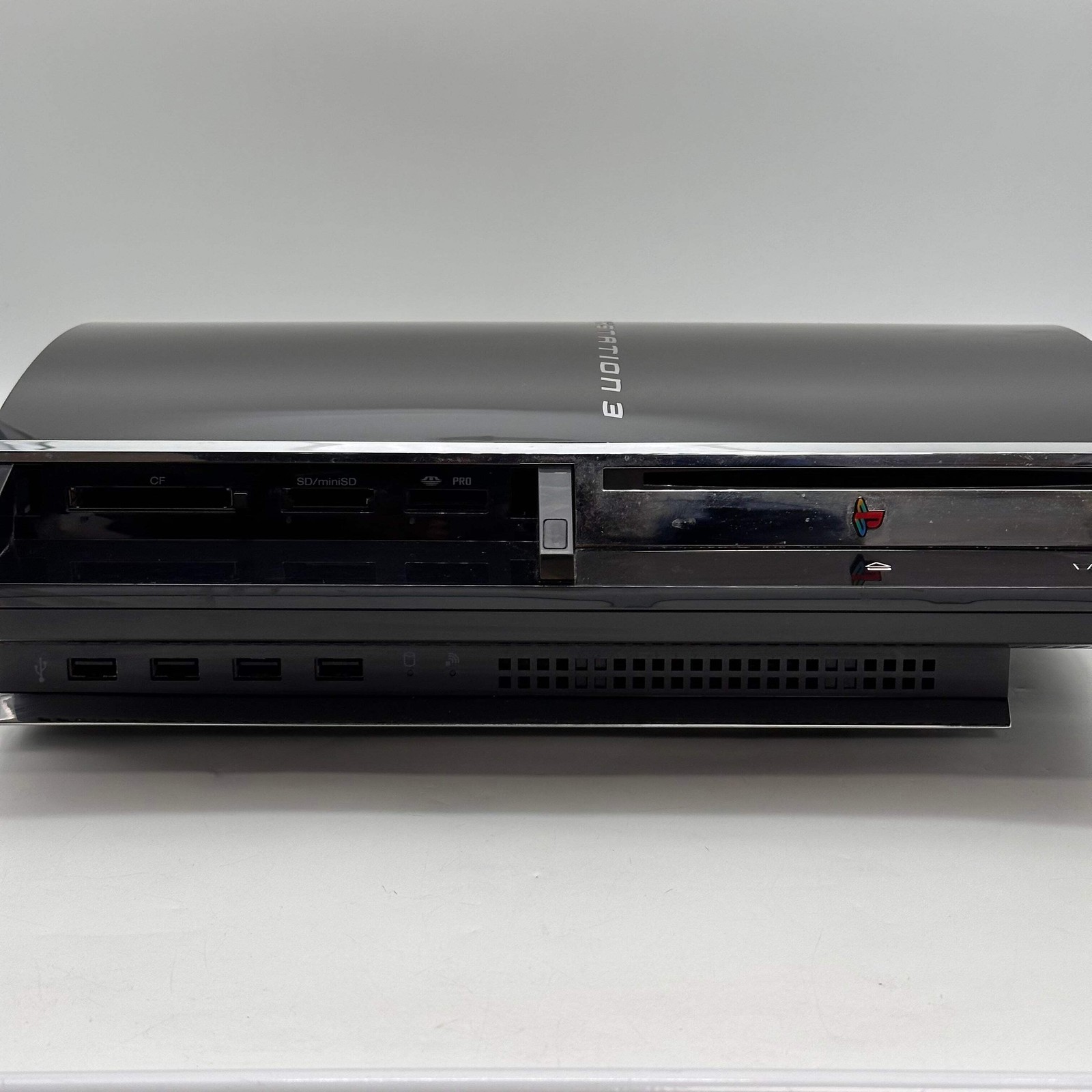 Sony PlayStation 3 Backward Compatible CECHE01 80GB