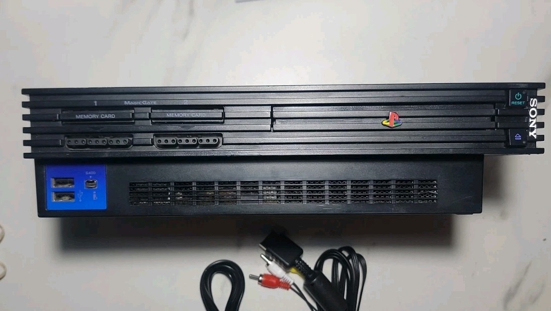 Sony PlayStation 2 PS2 Console Black SCPH-30001 Bundle Cables