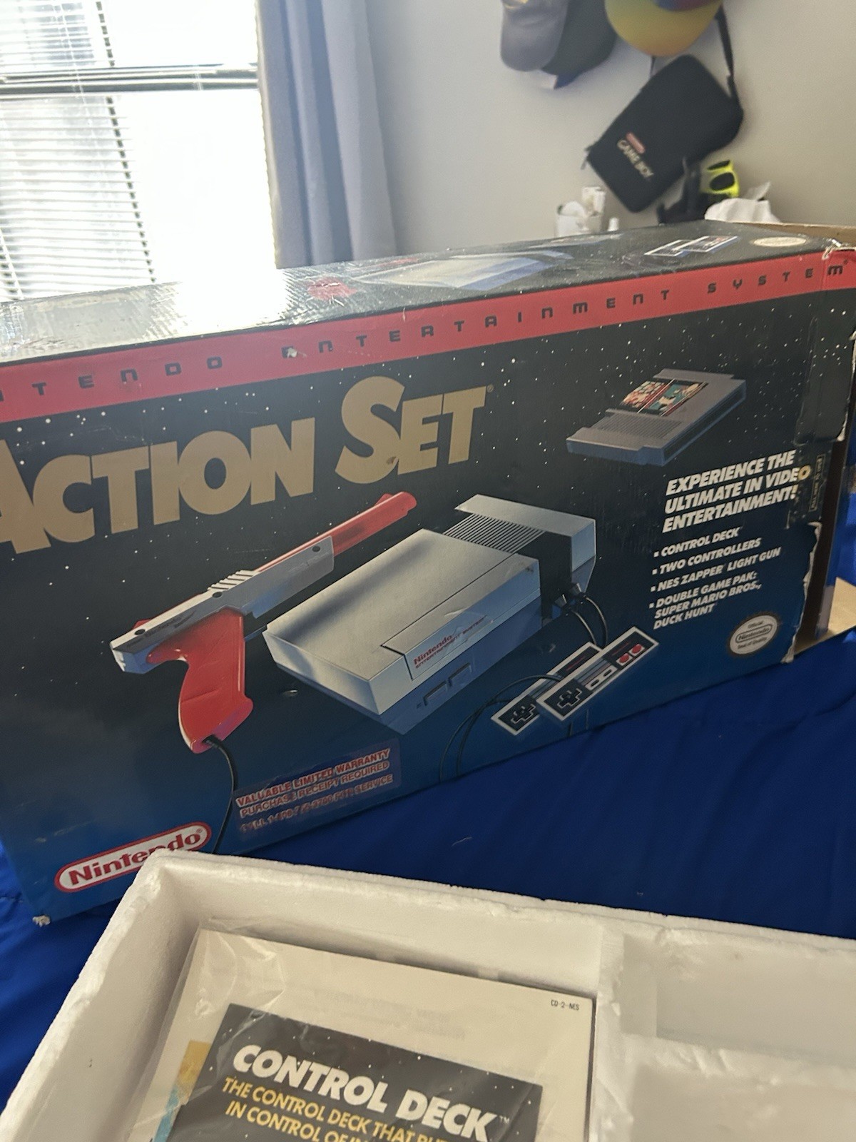 NES COMPLETE IN BOX ACTION SET BLUEBOX.