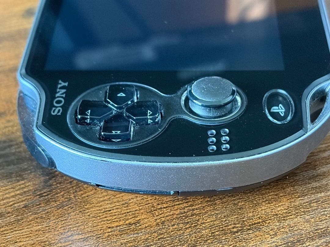 Excellent Sony PlayStation PS Vita PCH-1100 Crystal Black