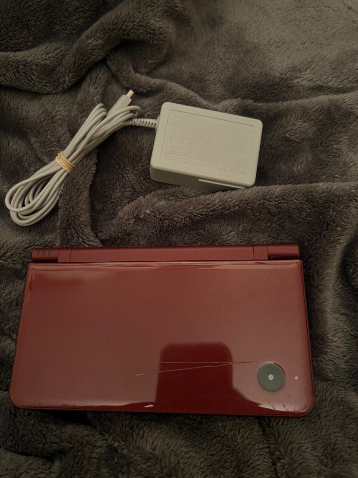 Nintendo DSi XL Console – Red