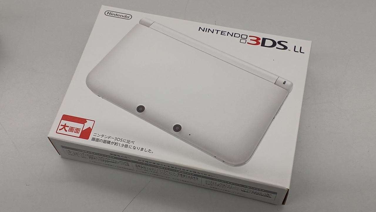 Nintendo 3DS XL (LL) SPR-S-JPN-C0 with Box and Manual, 4GB SD Card A2942