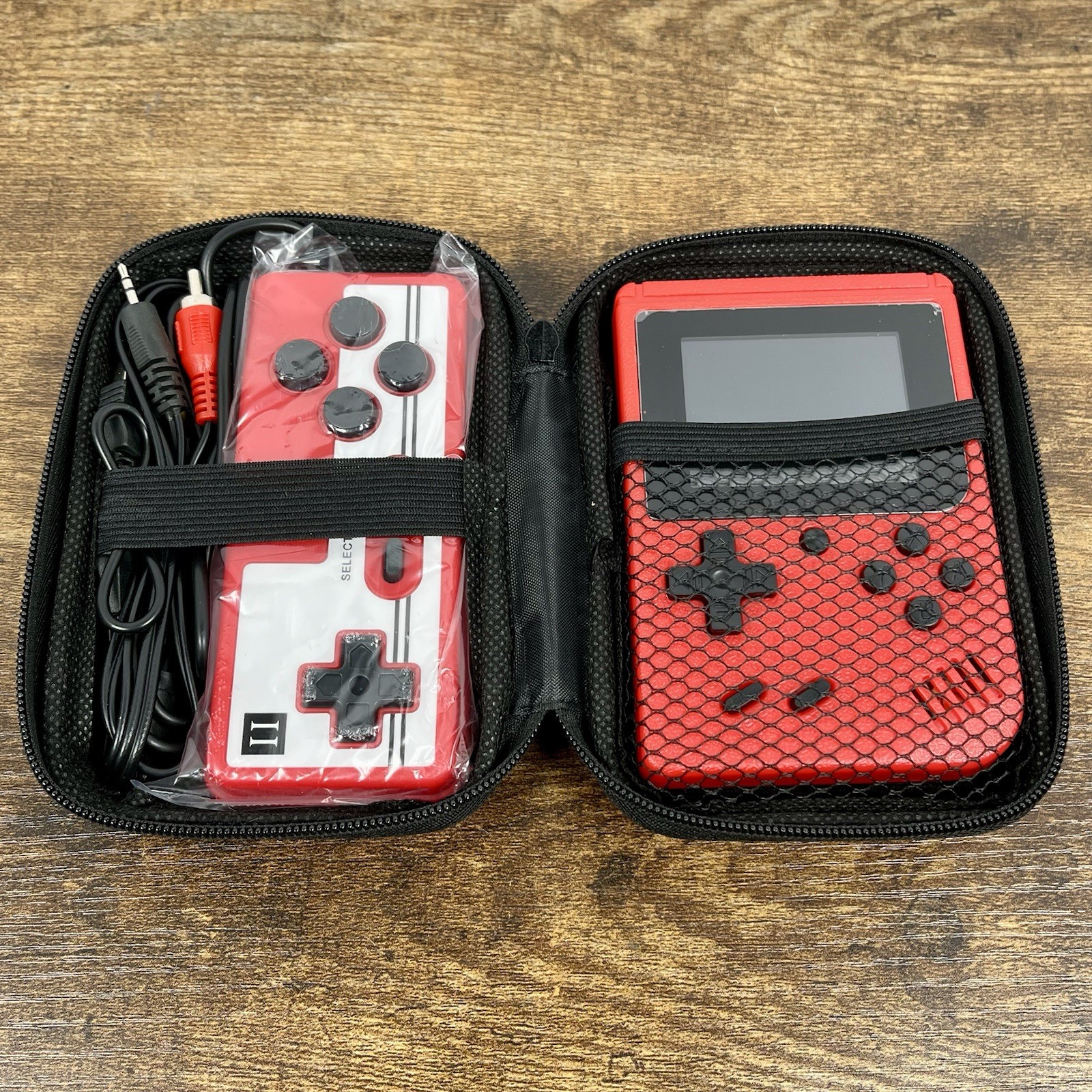Retro FC Plus Handheld Game Console w/ Gamepad AV Cable Case – Red