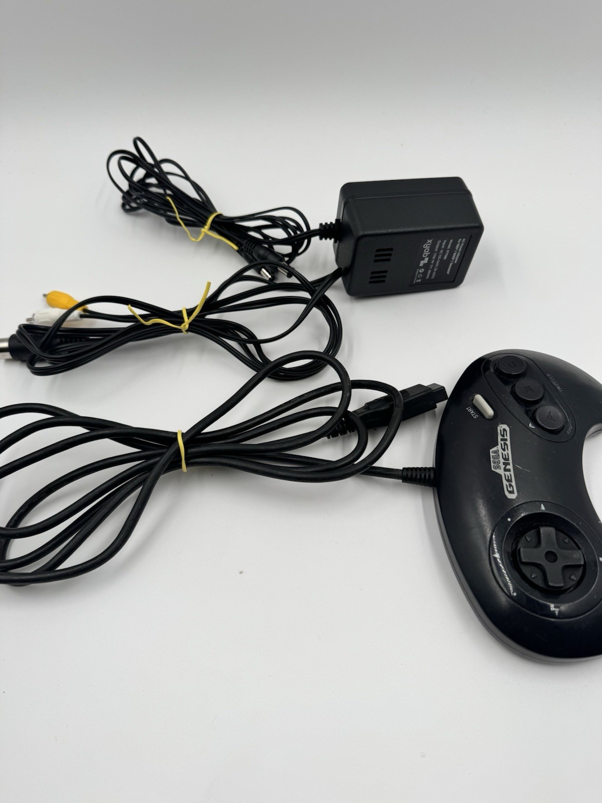 Sega Genesis Model 1601 Gen 1 Console System Tested