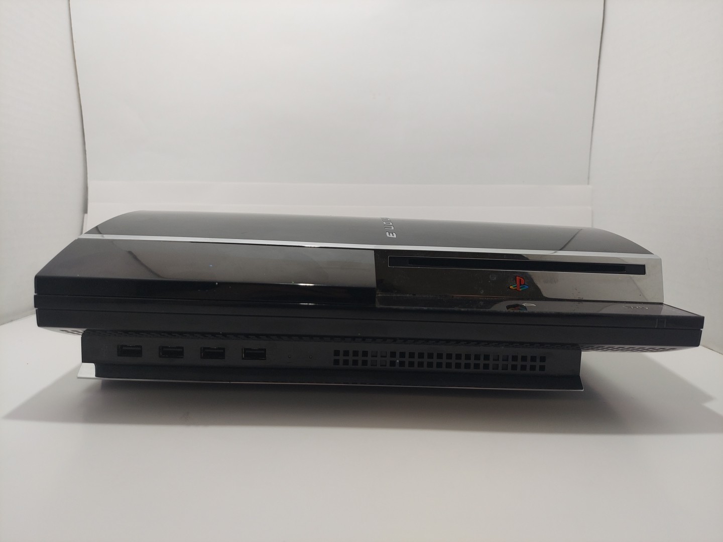 PlayStation 3 PS3 Fat Backwards Compatible CECHE01 40GB Console (For Parts) Read